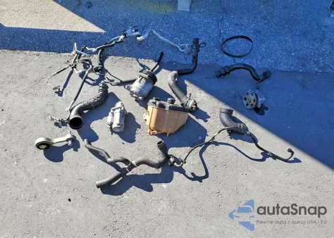 2016 Maserati Ghibli S z USA, uszkodzony, nr VIN ZAM57RTA6G1173547